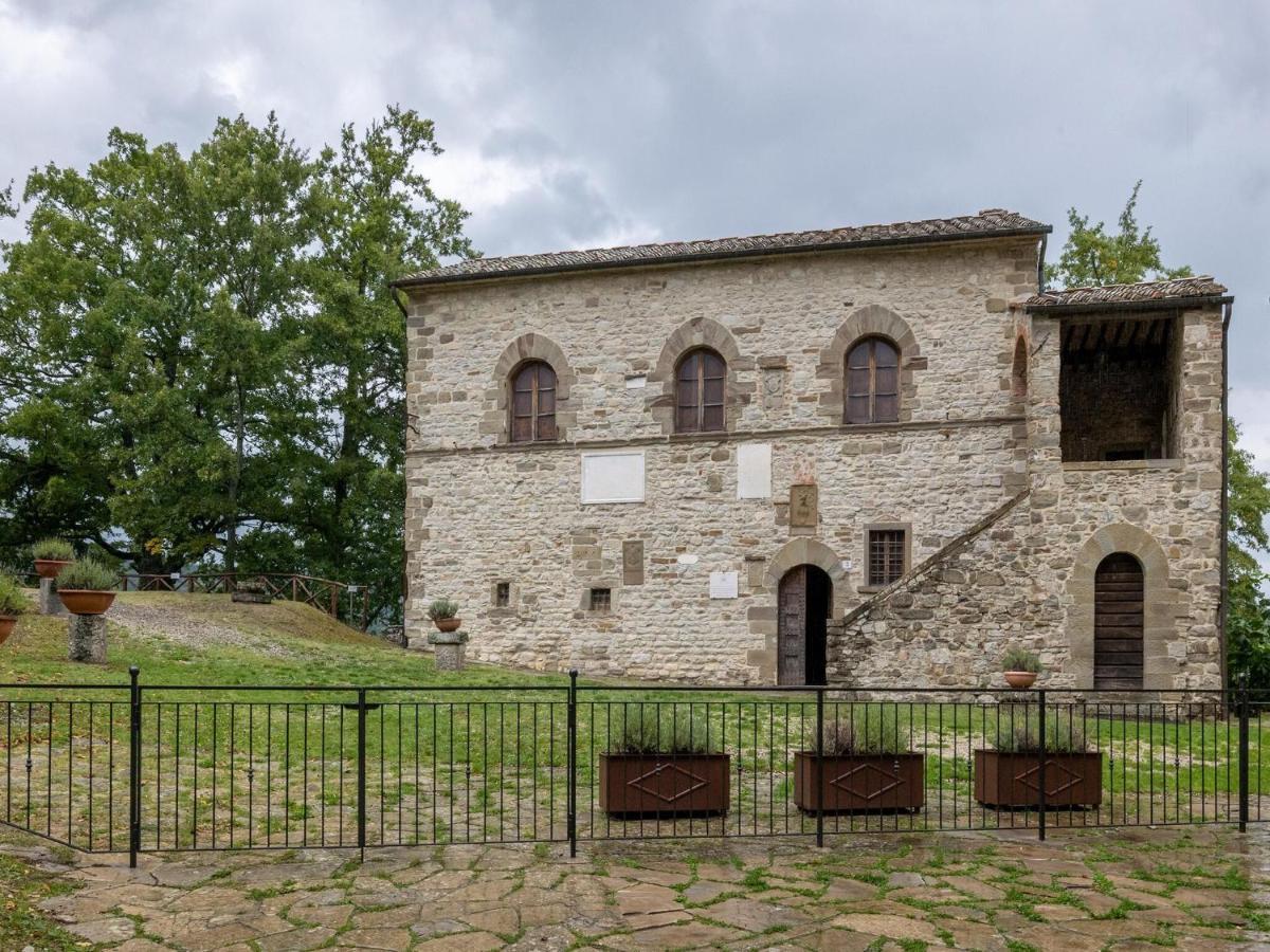 Historic Farmhouse With Swimming Pool In Michelangelo S Places Villa Caprese Michelangelo Bagian luar foto